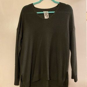 Sadie & Sage grey knit sweater